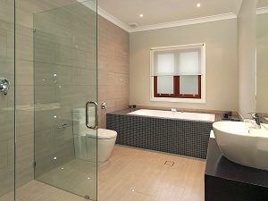 Советы для визуального расширения пространства ванной комнаты