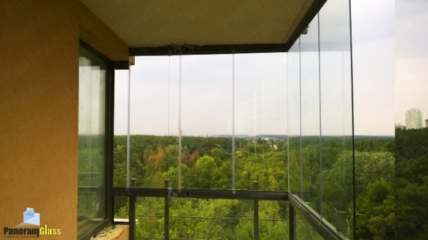 Остекление балкона: как лучше и какие бывают виды (с фото)