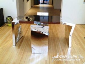 Мебель-невидимка: поможет добавить света в пространство